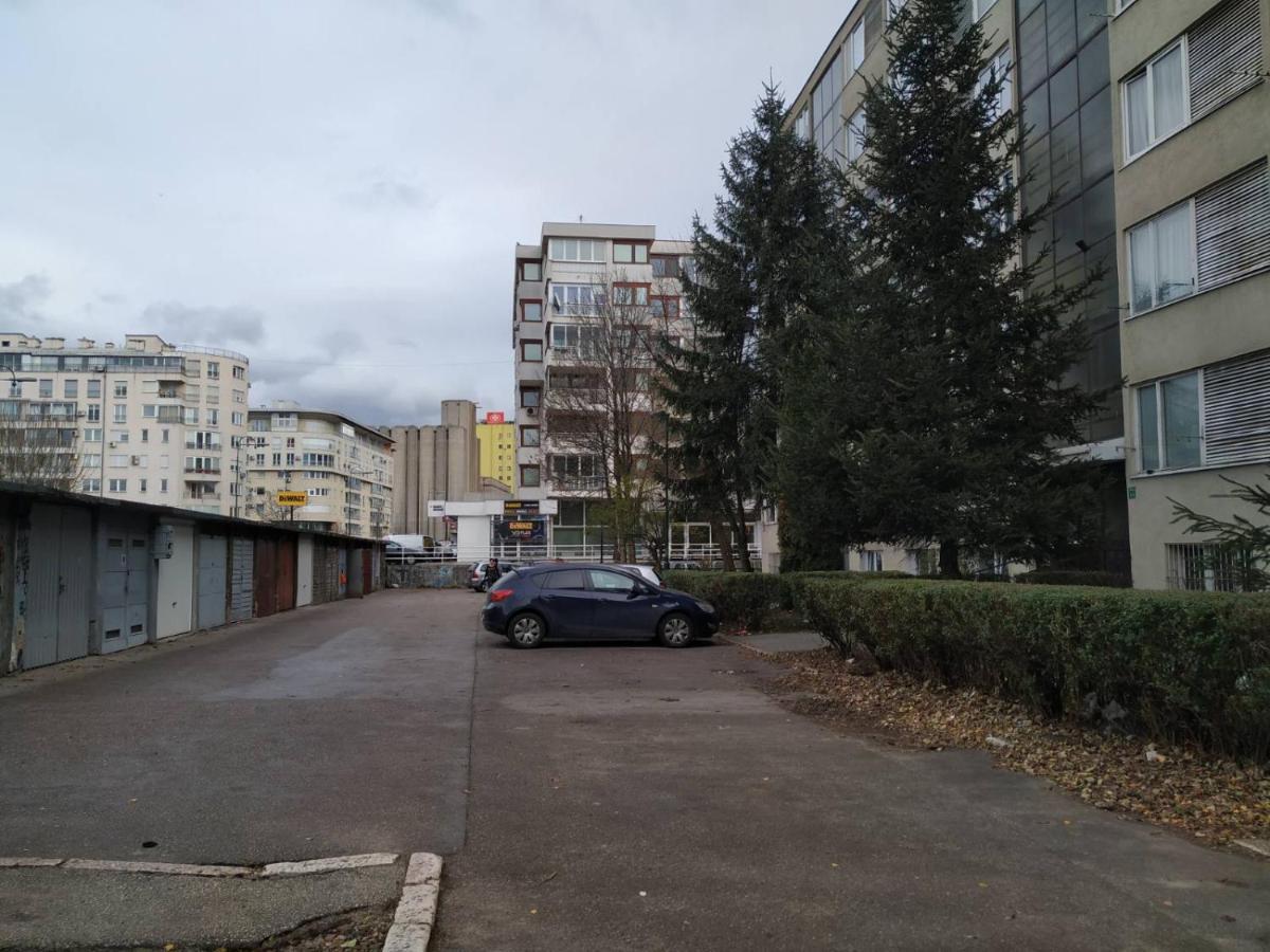 Dejna Apartment *